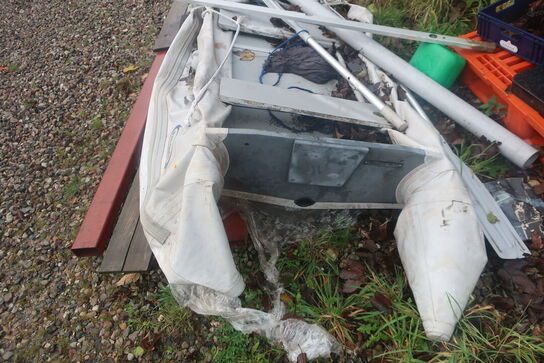 Gummibåd (stand ukendt)