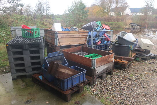 Div. paller m.v. (se billeder)