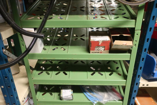 Reol inkl. indhold (se billeder)