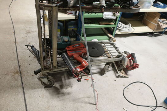 Vogn inkl. indhold (se billeder)