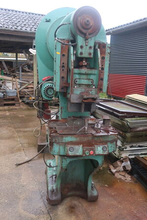 Excenterpresse PMB EPF-32 (antages defekt)