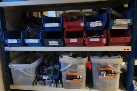 3 fag reoler inkl. indhold (se billeder)