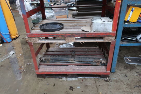 4 stk. palle m. stålstativer