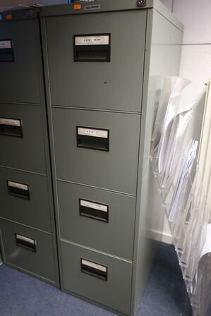 2 stk. arkivskabe i stål