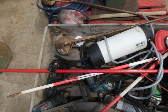 Palle m. div. værktøj m.v.