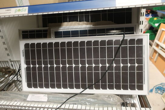 2 fag salgsreoler inkl. indhold (se billeder)