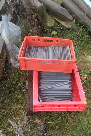 2 ks. gevindstænger galv.