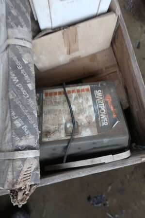 Div. ældre forsyninger til strømhegn