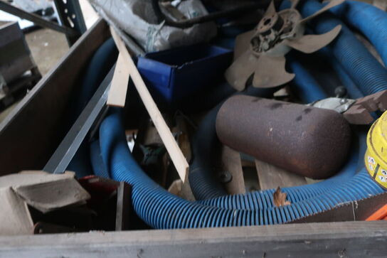 Palle m. div. indhold (se billeder)