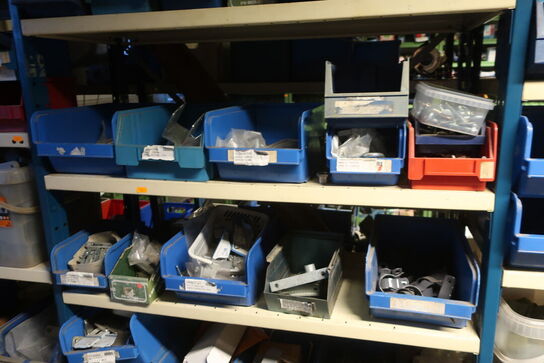 3 fag reoler inkl. indhold (se billeder)