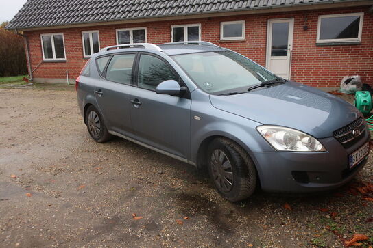 Personbil KIA C'eed SW 1,6 diesel (momsfri)