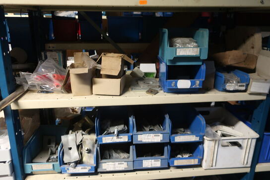 3 fag reoler inkl. indhold (se billeder)