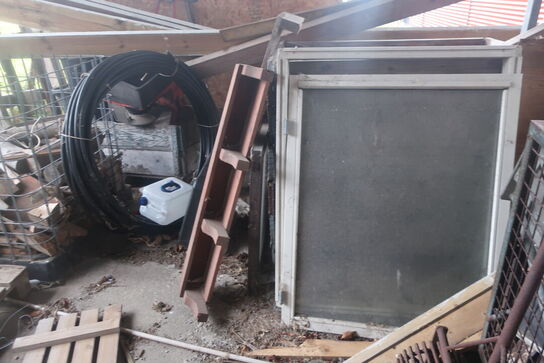 Div. paller, træ m.v. (se billeder)