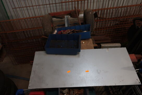 Div. værktøj, indkøbsvogn m.v. 