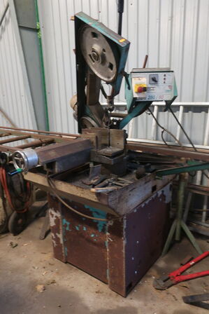 Båndsav IMET BS 280/60 m. rullerbaner