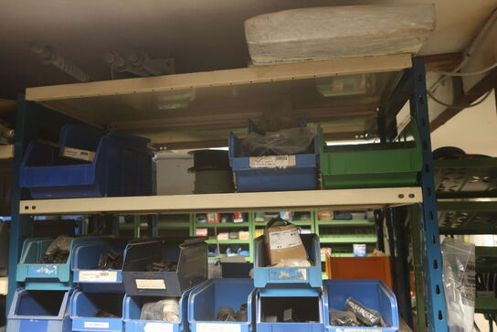 3 fag reoler inkl. indhold (se billeder)