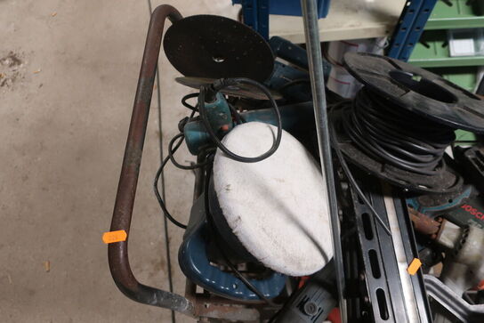 Vogn inkl. indhold (se billeder)