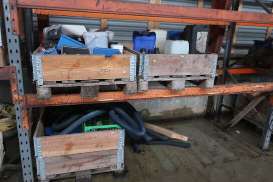 Paller m. div. indhold (se billeder)