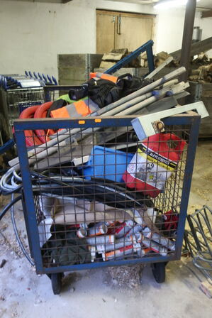 Gitterbur m. indhold