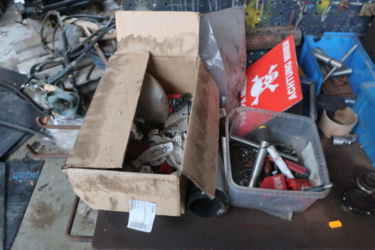 Værktøjsbord inkl. indhold