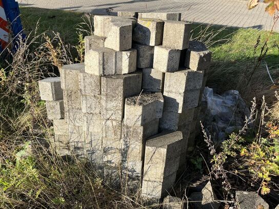 Assoreret Fliser og Brosten m.m