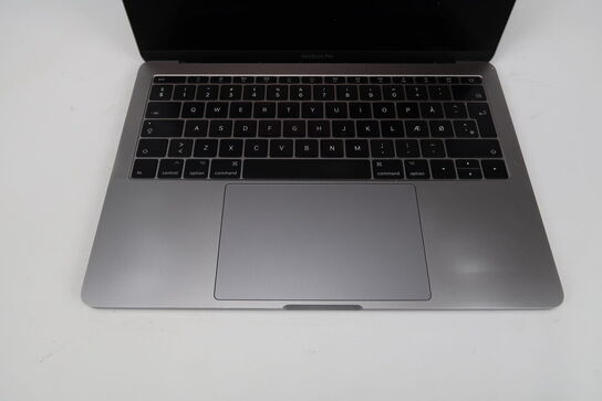 Apple Macbook Pro 13"