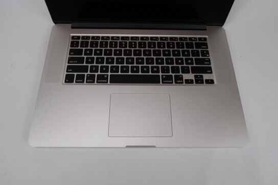 Apple Macbook Pro 15"