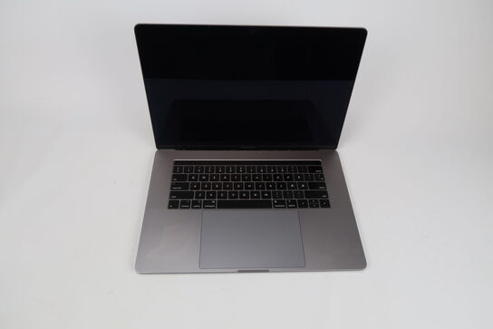 Apple Macbook Pro 15,4"