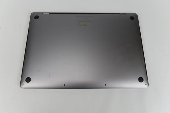 Apple Macbook Pro 16"