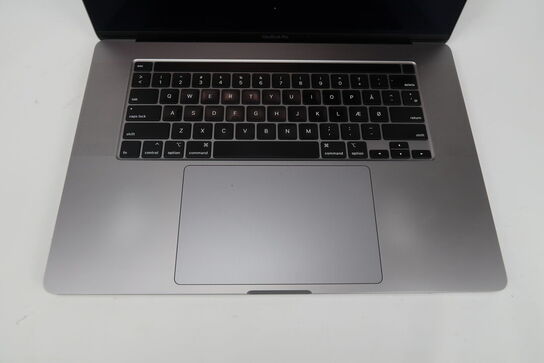 Apple Macbook Pro 16"