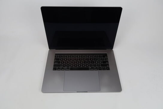 Apple Macbook Pro 15,4"
