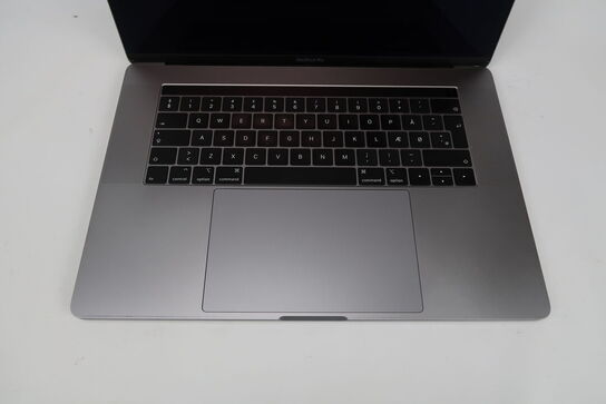 Apple Macbook Pro 15,4"