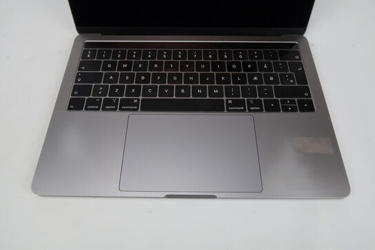 Apple Macbook Pro 13"