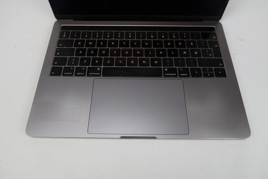 Apple Macbook Pro 13"