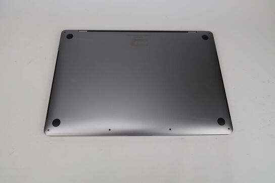 Apple Macbook Pro 16"