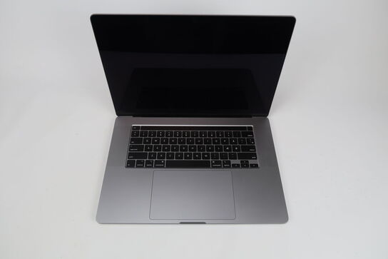 Apple Macbook Pro 16"