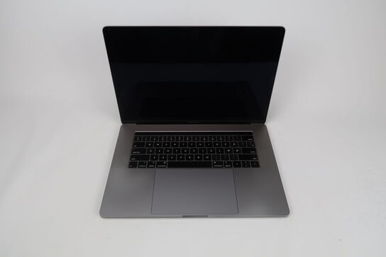 Apple Macbook Pro 15,4"