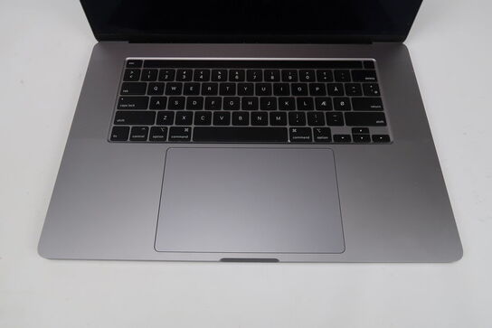 Apple Macbook Pro 16"