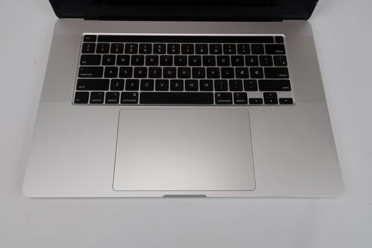 Apple Macbook Pro 16"