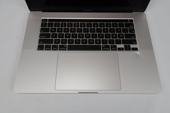 Apple Macbook Pro 16"