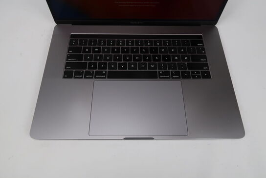 Apple Macbook Pro 15,4"