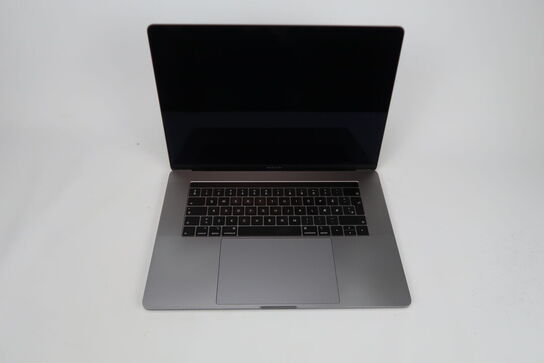 Apple Macbook Pro 15,4"