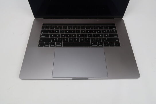 Apple Macbook Pro 15,4"