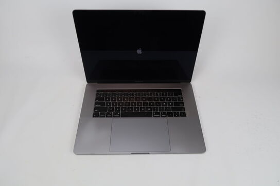 Apple Macbook Pro 15,4"