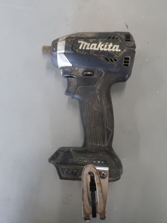 Bore-/skruemaskine MAKITA DTR153