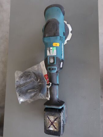 Polermaskine 125mm MAKITA DPO500 med 1 batteri