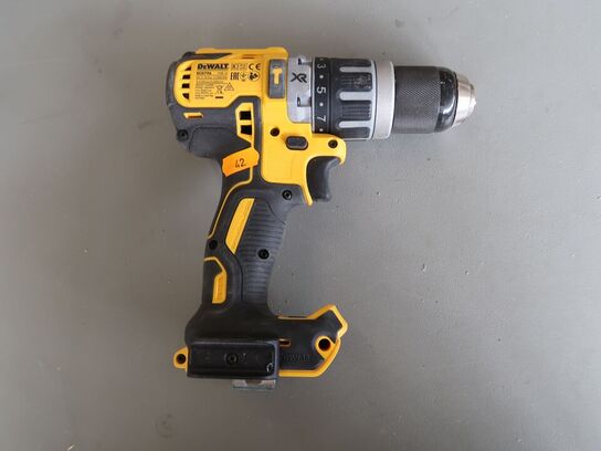 Slagboremaskine DEWALT DCD796