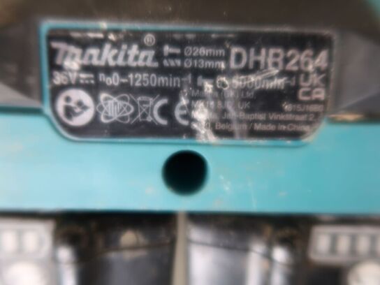 Borehammer MAKITA DHR264 med 2 batterier