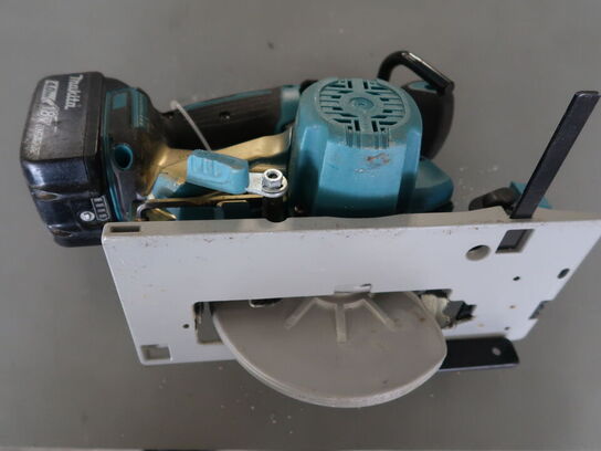 Rundsav MAKITA DHS680 med 1 batteri