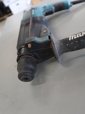 Borehammer MAKITA HR2600